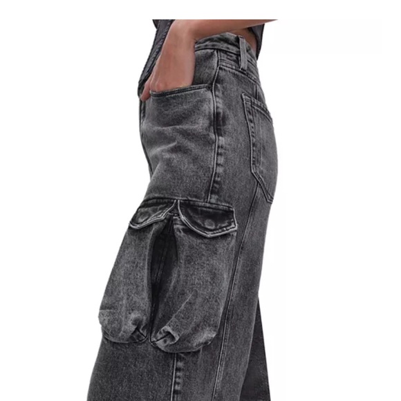 Good American Gray High Rise Wide Leg Cargos - Picture 5 of 6